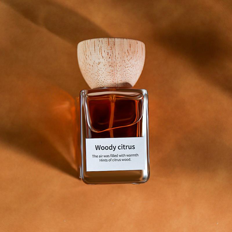 Wind Hibiscus Summer Fresh Oriental Luxury Wood Ladies Perfume Lasting Fragrance Wooden Citrus Perfume 50ML
