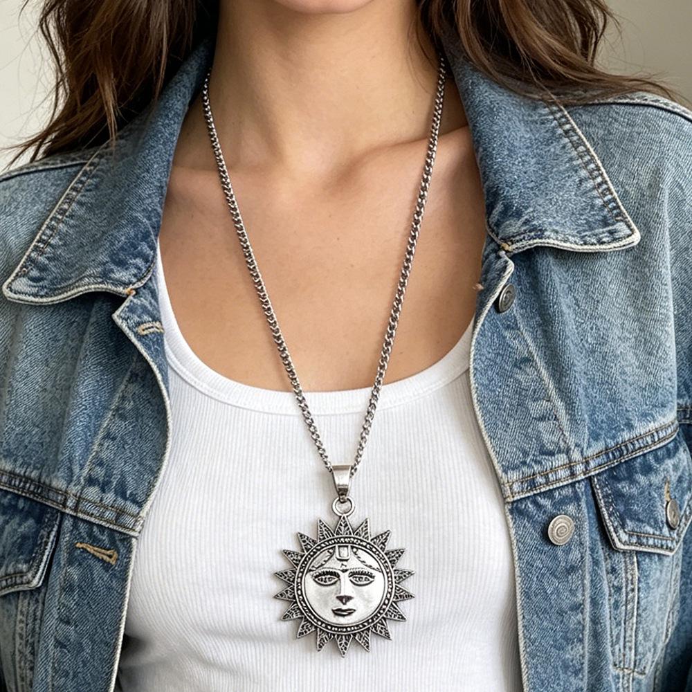 Ethereal Sun and Moon Face Pendant Necklace In Ethnic Style