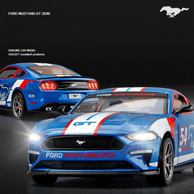 CCA Genuine Licensed 1/34 Scale Ford Mustang GT2018 Alloy Car Model Sound Light Pullback Diecast Metal Toy Vehicles Boy Gift