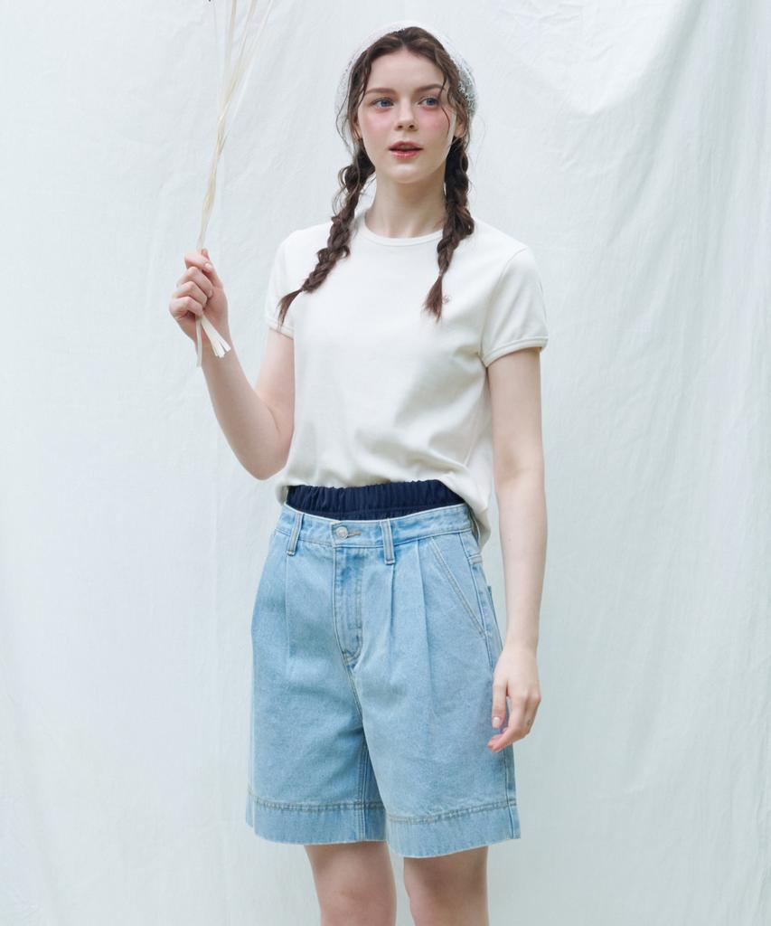 LOSSYROW Two-Tuck Wide Denim Shorts Light Blue