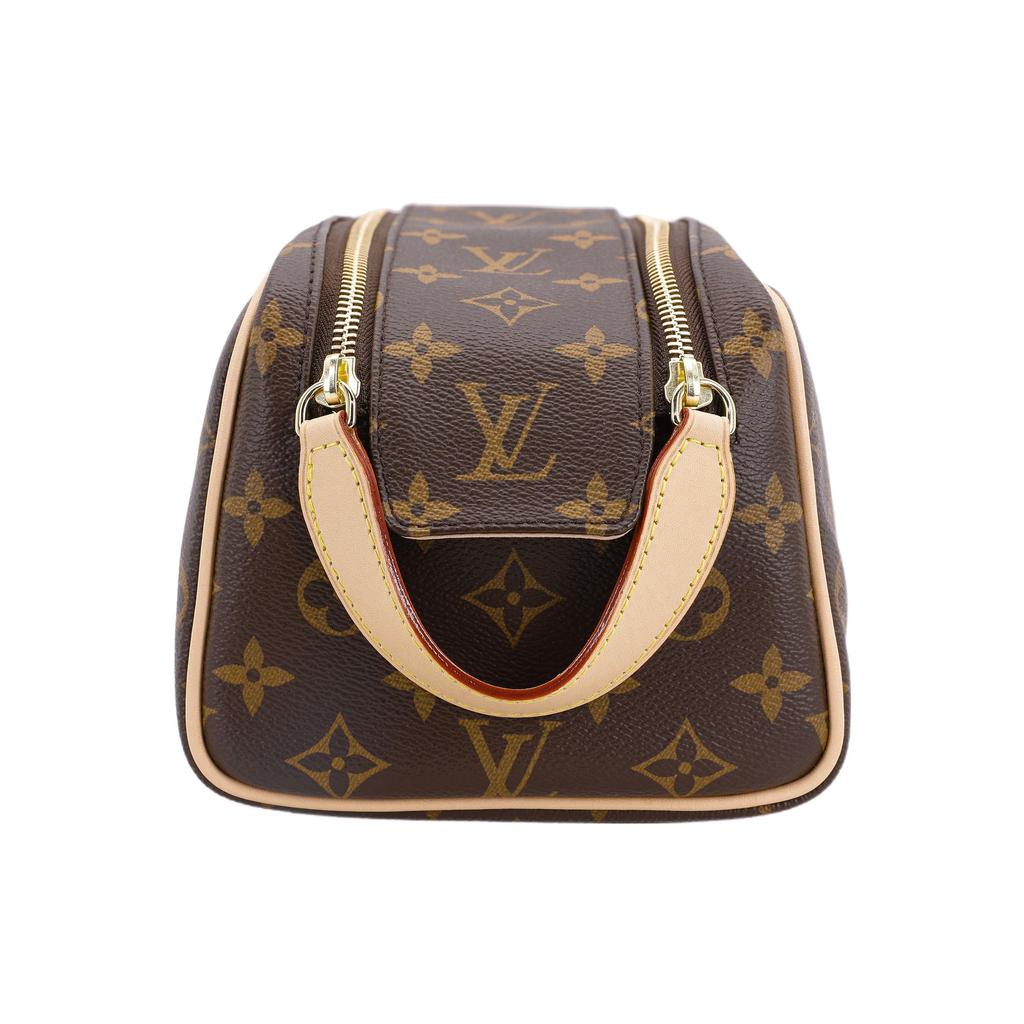 Louis Vuitton Dopp Kit Classic Vintage Print Zipper Closure Coated Canvas With Leather Trim Toiletry Bag Men Toiletry Bag Brown M44494