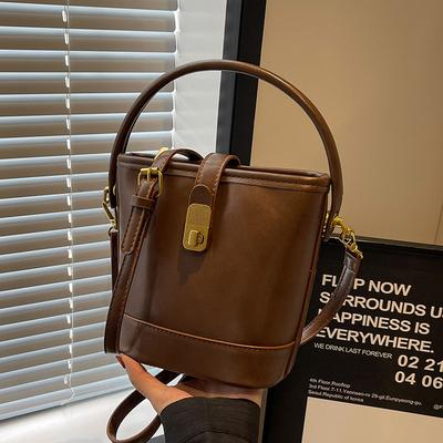 Retro Handbag Bag Women's New Autumn and Winter Simple Versatile Bucket Bag Niche Messenger Shoulder Bag