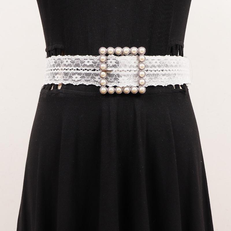 Korean-Style Instagram-Inspired Pearl-Buckle White Lace Belt – FashionableTrendy and Versatile for Dresses with a Unique Design