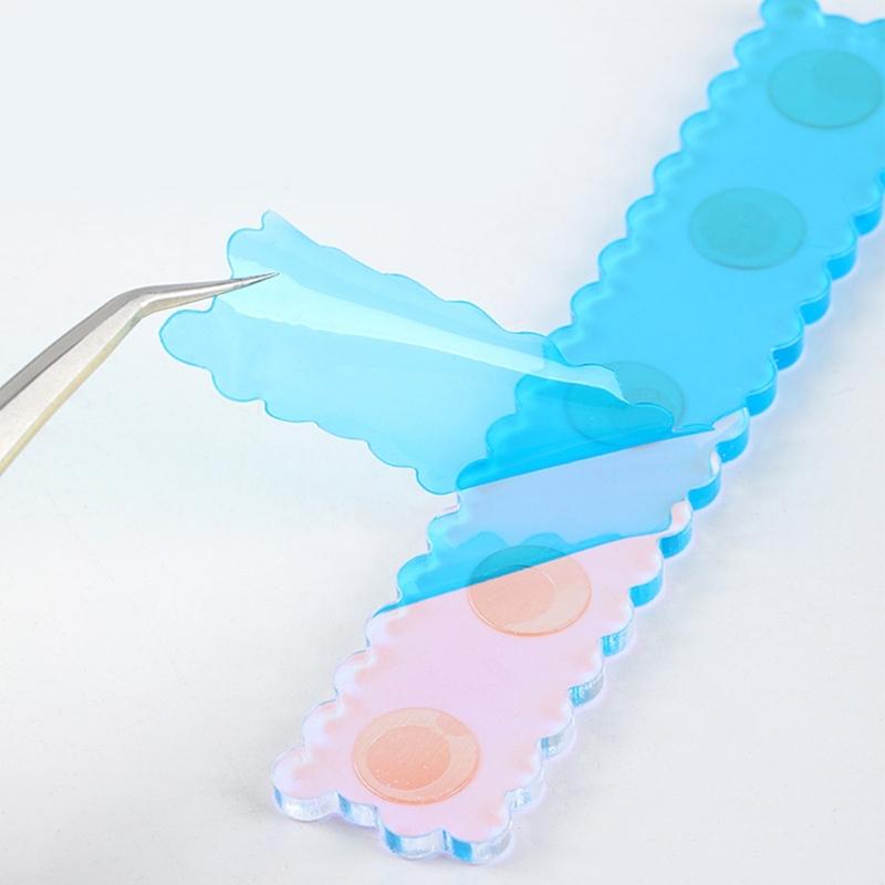 Nails Art Display Stand Magnetic Nail Tips Practice Holder Nail Stand Nail Holder Nail Tips Holder for Painting Nails