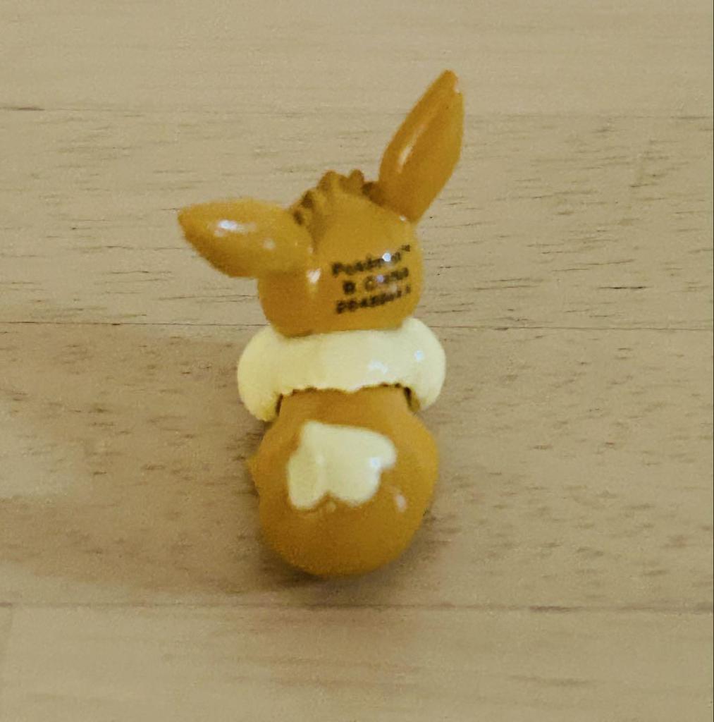 [USED] Complete Bikkura Egg Pokemon Eevee Friends Figure Collection