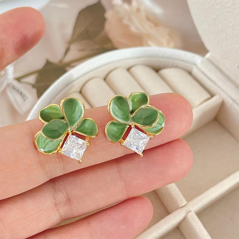 Green Enamel Multi-layers Flower Stud Earrings for Women Sweet Korean Fashion Small Earrings Rhinestone Luxury Wedding JewelryGood Product