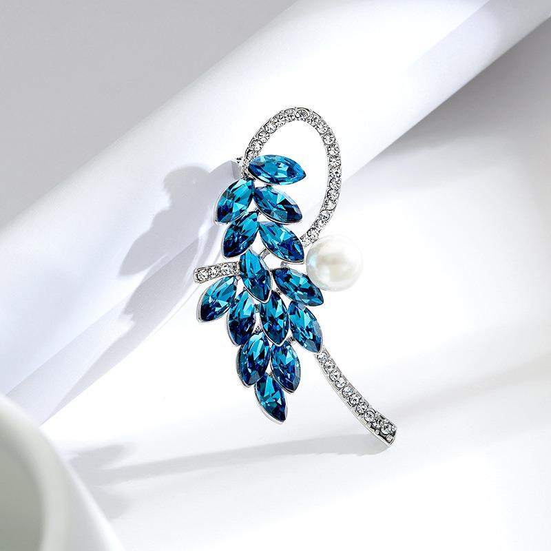 Elegantní křišťálová brož, Dámská móda vysoké třídy, Všestranná perlová brož, Elegantní a jednoduchá, Protiodleskový špendlík