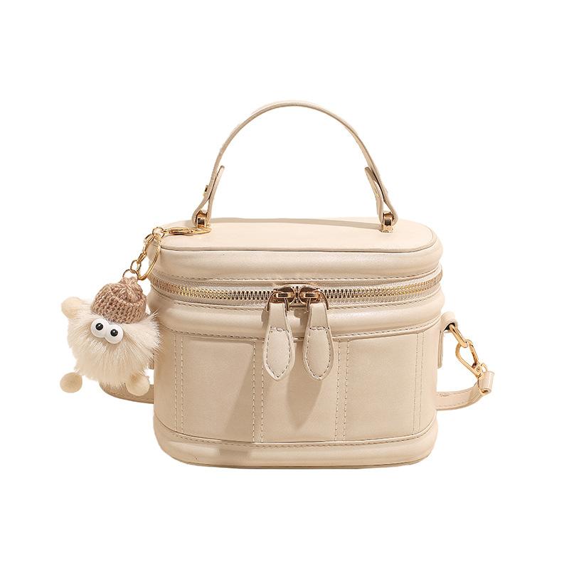 Wholesale messenger bag versatile small bag women's 2025 spring new niche high-end shoulder bag portable box bag