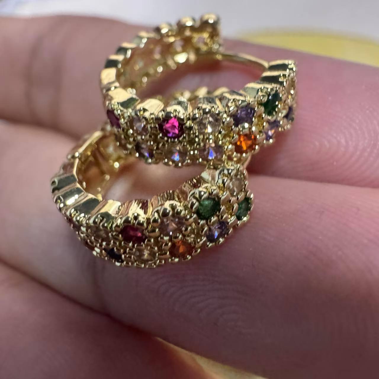 

Fashionable Copper Craftsman Handcrafted Multi Colored Synthetic Zirconia Earrings with Bohemian Style Women S Noble Hoop Earrings золотистый