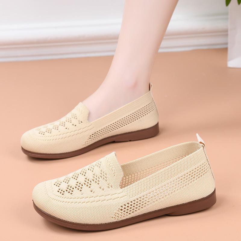 Women's Wide Fit Soft Sole Hollow Flyknit Mesh Shoes for Spring/Summer
