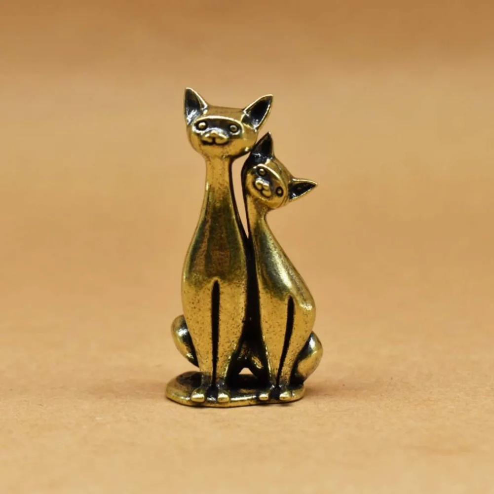 Para Kotów Ornament Vintage Mosiężna Rzeźba Dzieło Sztuki Splecione Kochające Się Koty Dzieło Sztuki do Domu Biura Statuetka Kota Dekoracja Domu