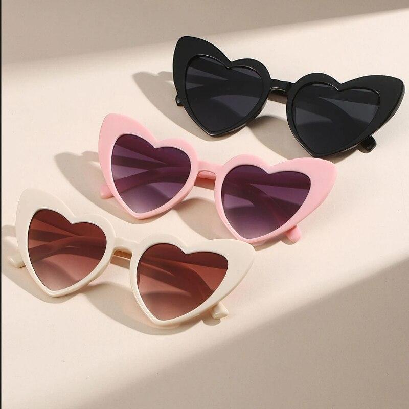 

3Pcs Love Heart Frame Sunglasses Goggles Women Brand Designer Fashion Cute Solid Vintage Cheap Sun Glasses Party Gift