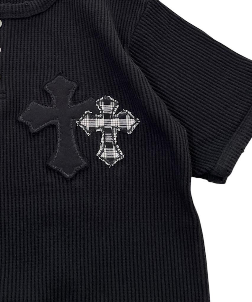 SK8ER ROCK Cross Henley Neck Waffle T-Shirt ((Black))