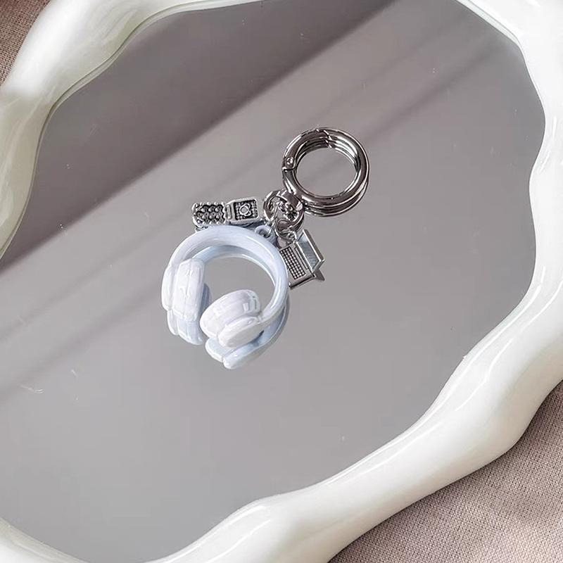 1 Piece Y2K Aesthetic Keychain Cute 3D Stereo Headphone Mobile Bag Pendant For Wallet And Car Keys Decoration
