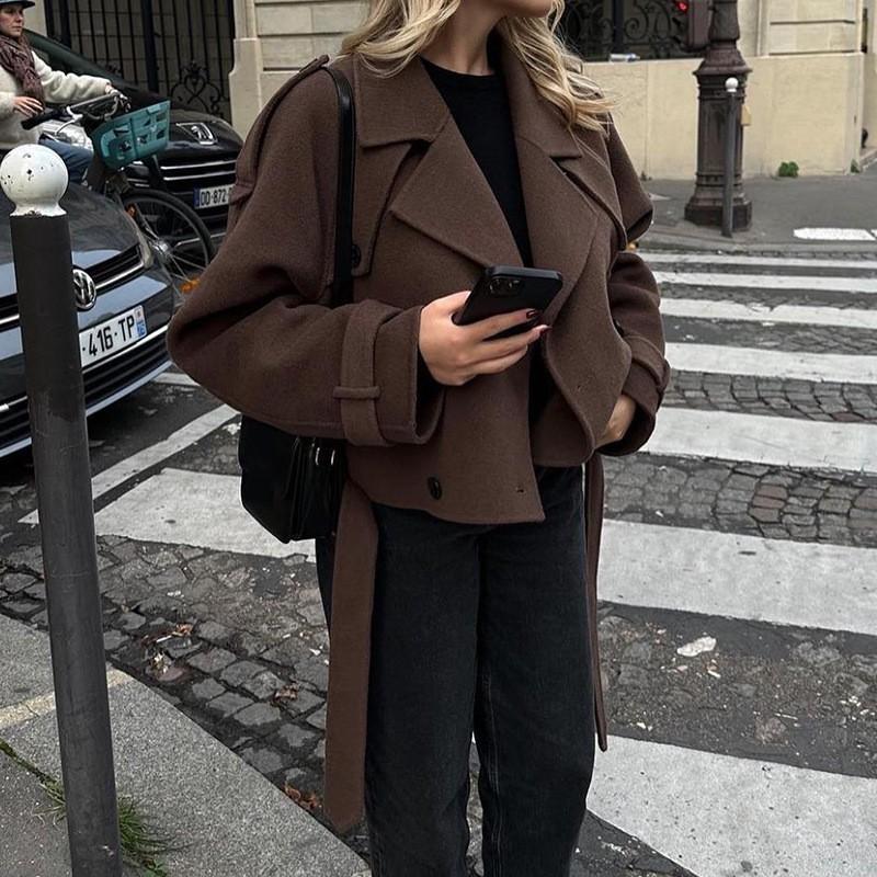 Female Short Style Coat With Notch Collar For Elegant Office Wear
