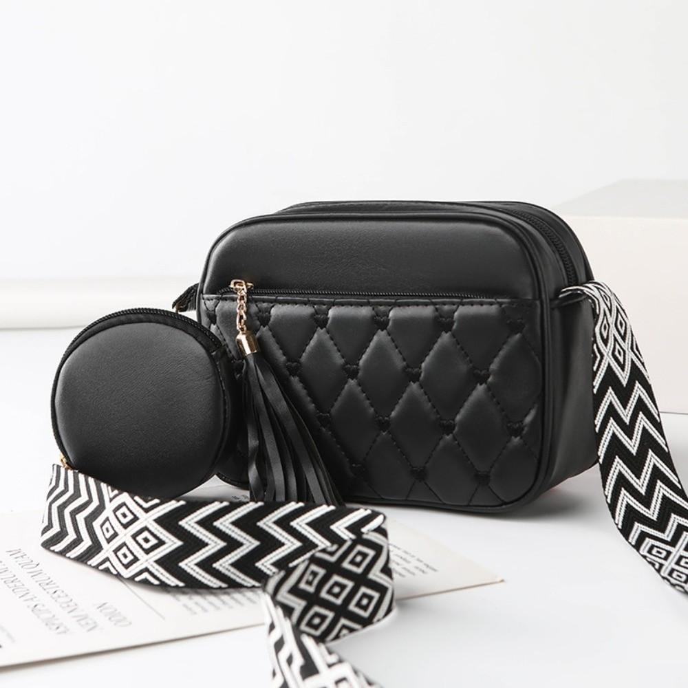 

Fashion PU Leather Square Bag Adjustable Strap Love Embroidery Shoulder Bag Large Capacity Crossbody Bag Women чёрный
