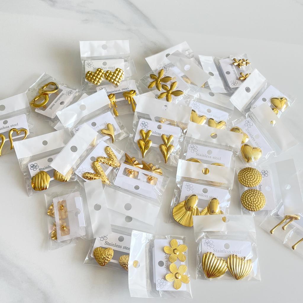 Fashionable Women's Stainless Steel Earrings, Daily Jewelry Accessories Gifted To Friends, Lucky Package Style Random Shipping