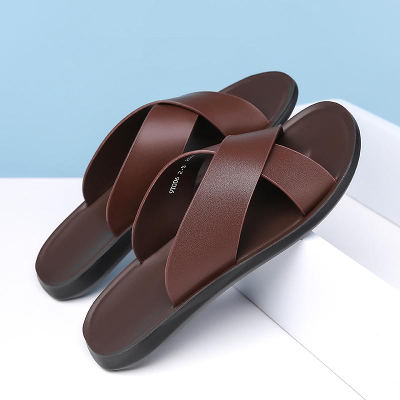 Fashion New Outdoor Summer Men's Slippers Walking Sandals Leisure Men Leather Slides All-match Travel Half Drag Non-Slip Male Flip-flops