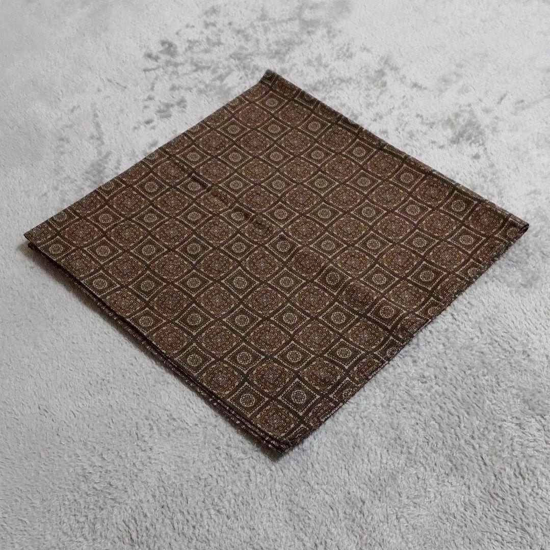 

[Б/У] Y2K, Achieve, Host Lovers Bonds and Peace / Бандана в винтажном стиле