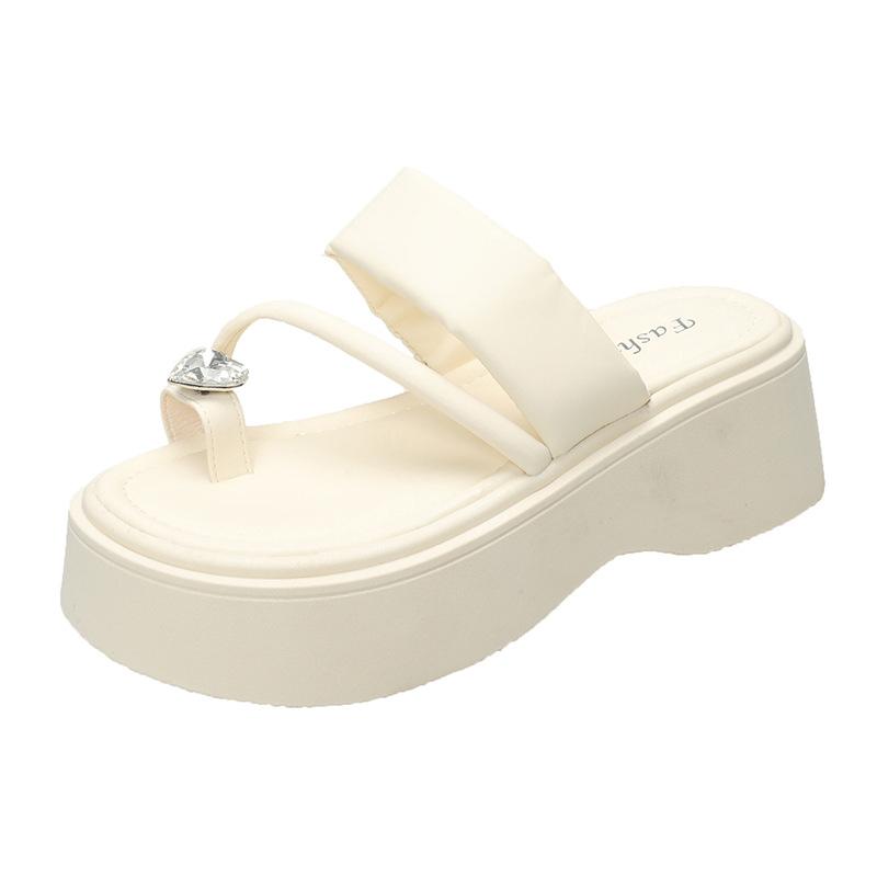 

Rhinestone cover toe thick-soled slippers for women to wear 2025 summer new Xiaoxiangfeng beach muffin square head cool slippers for women 35