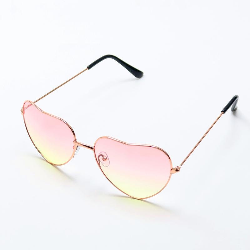 Korean Style Retro Peach Heart Sunglasses with Ocean Lens - Unisex Fashionable Heart-Shaped Eyewear