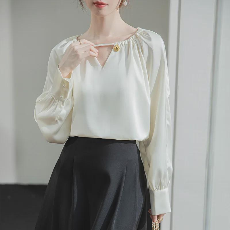 2025 French Apricot Satin Women's Spring Shirt with Unique Slimming Design