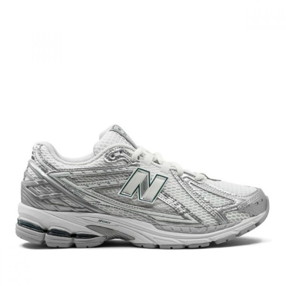 

New Balance White Silver Tone Mesh Panel Sneakers M1906ree Silvermetallic US9