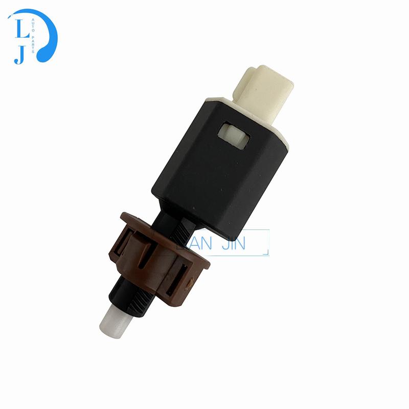 84340-39015  Brake Light Switch Fit for Toyota Lexus