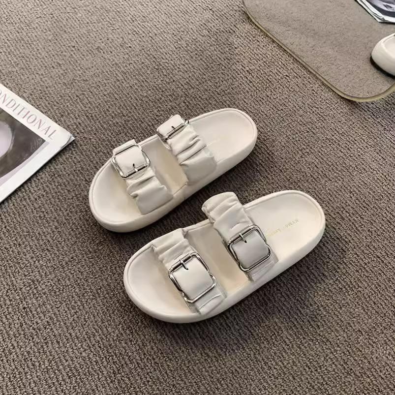 Cool slippers women's summer outer wear 2025 new thick-soled casual fashion high-end super fire shit-stepping beach sandals