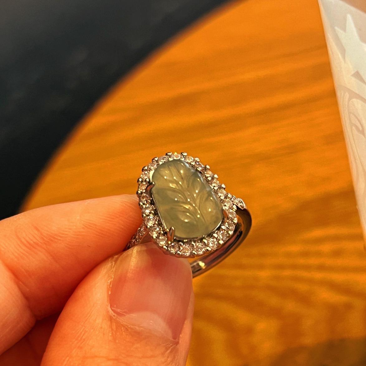 

Natural Jadeite Ring Women S Opening Is Slightly Inlaid, And The Real Shot Is Fidelity.