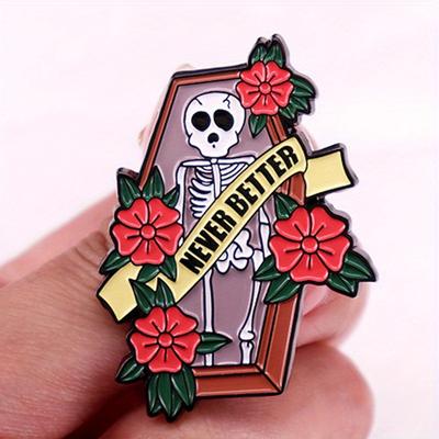 "Nie besser" Skelett Sarg Brosche Furchterregendes Skelett Rahmen Sarg Blume Abzeichen Zubehör