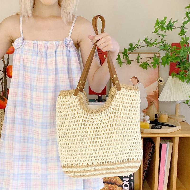 Textured Woven Handbag Large-capacity Underarm Single-shoulder Bag for Seaside Vacation and Leisure Women's Bag