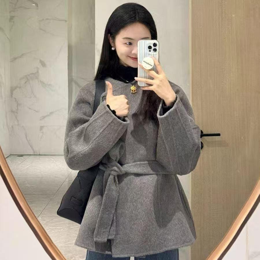 Korean Style Grey Wool Coat: 2025 Autumn/Winter Petite Belted Hepburn Woolen Outerwear