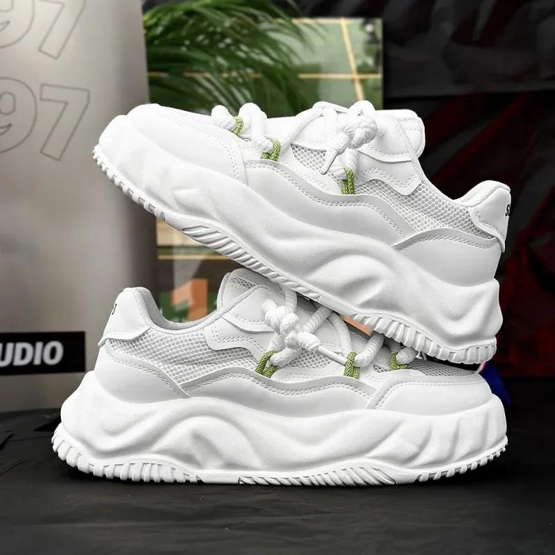 Fashion Men’s Vulcanized Sneakers Street Style Platform Walking Shoes for Men New Outdoor Casual Bread Shoes 2024 Zapatos De Hombre