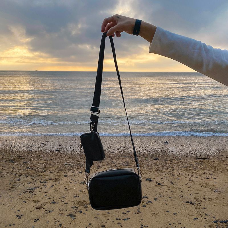 

ins super fire three-in-one bag 2025 spring and summer new broadband shoulder messenger bag women s small square bag bags белый