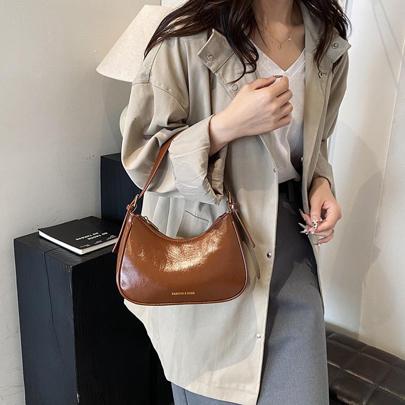 Simple Underarm Bag Texture Bag 2025 New Bag Women's Fashion Popular Shoulder Bag Baguette Dumpling Bag