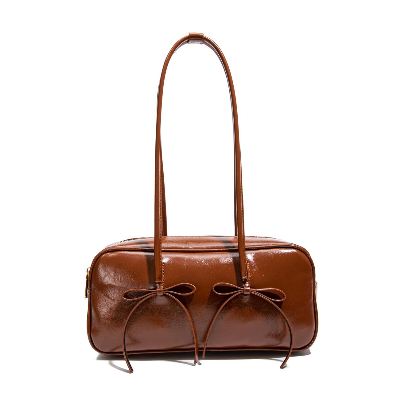 

Urban simple texture underarm bag women 2025 new fashion commuter bag solid color design single shoulder underarm bag tide