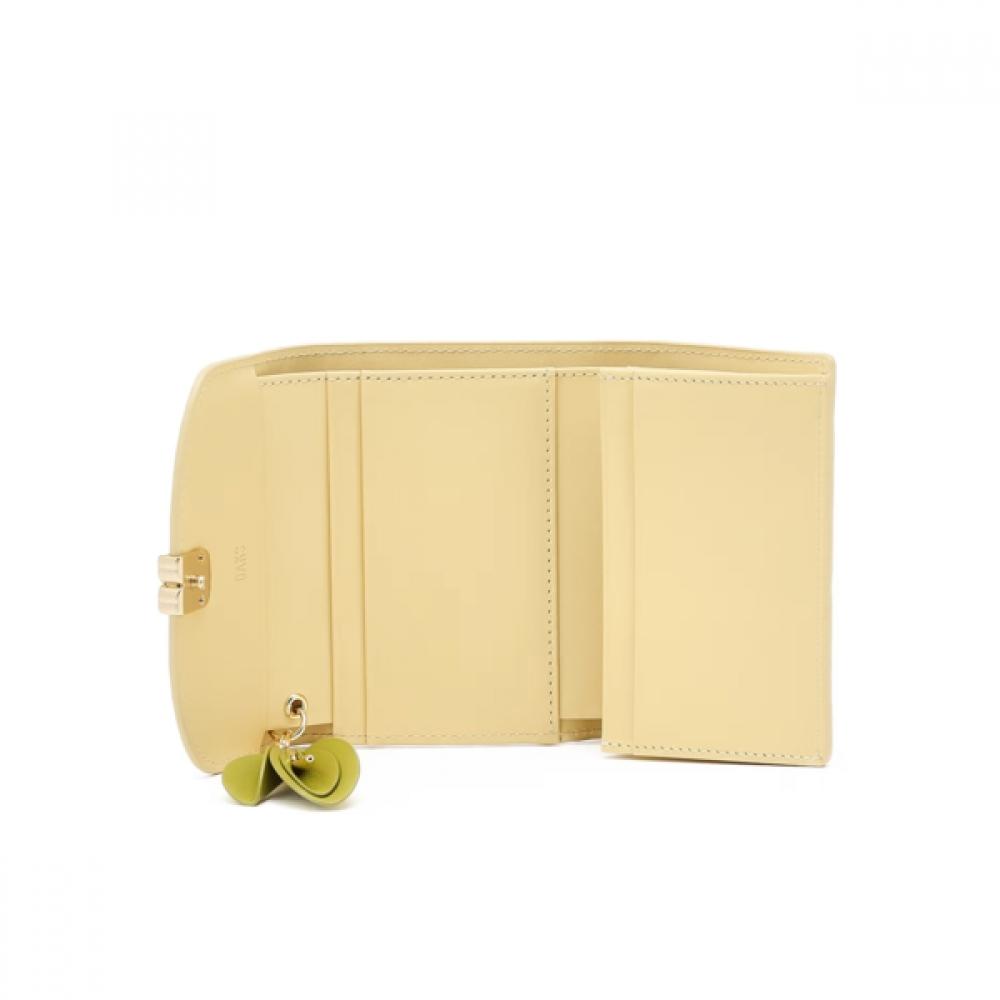 Daks Yellow Dd Logo Leather Wallet Dcwa6e785y2