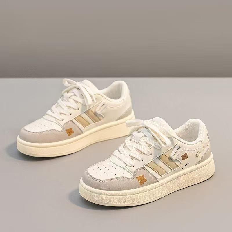 

High-value leather white shoes women s autumn new versatile casual shoes niche lightweight board shoes 40 бежевый