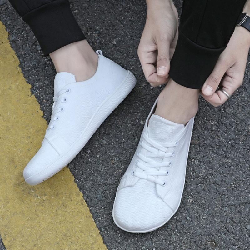 Fashion Unisex Wide Barefoot Shoes Wide Toe Cross Trainer Slip On Running Shoes Breathable Mesh Casual Sneakers for Outdoor Sports