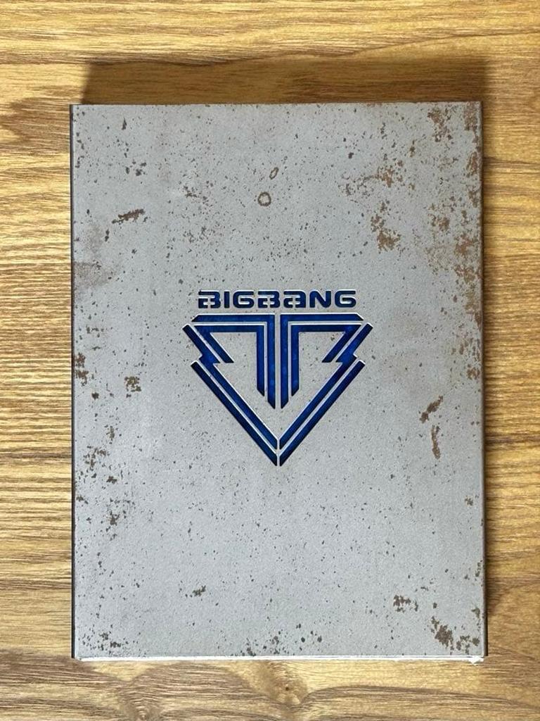 [USED] BIGBANG 5th mini album ALIVE Korean version GD ver.