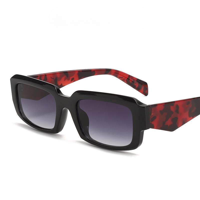 Small Box Sunglasses Outdoor Travel Sunglasses Online Celebrity Party Street Sunglasses.