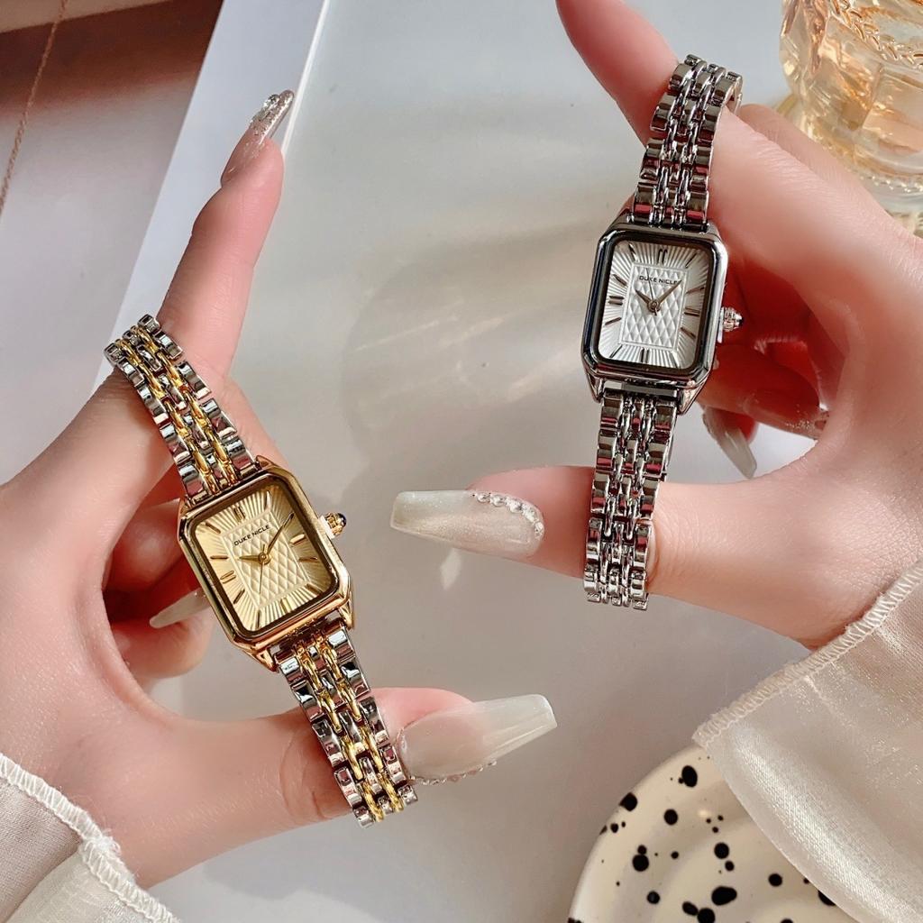 Ceas Simplu Pătrat Femei Navetă Zilnică Curea Oțel Ceas Mic Auriu Ceas Quartz High-end Stil Mediu și Antic