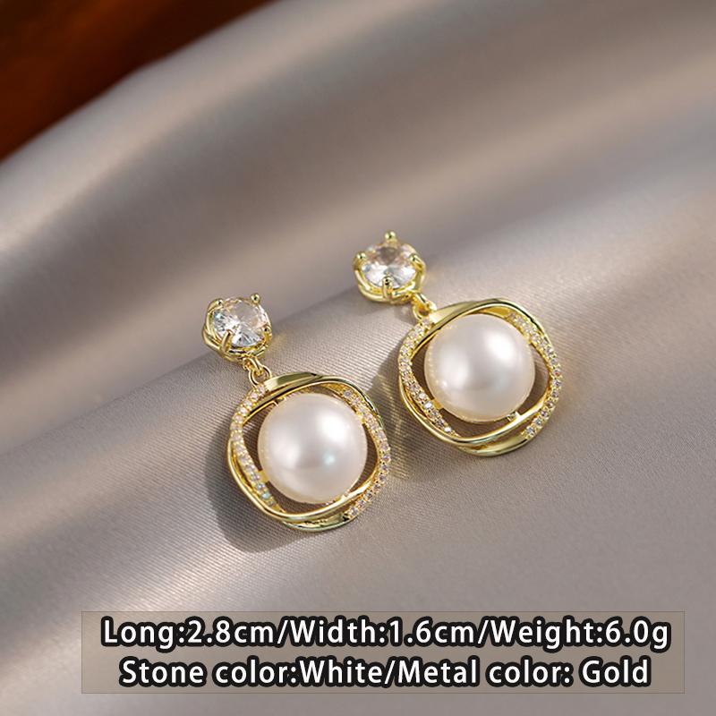 

French Style Light Luxury High-end Pearl Earrings Fashionable and Versatile New Jewelry The Sexy Ear Accessory For Women In 2026