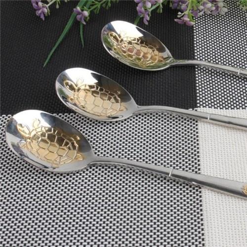 

1 Piece Gold-plated Tortoise Stainless Steel Spoon Long Handle Stirring Dessert Spoons Restaurant Tableware Soup Spoon Scoops