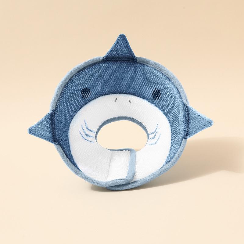 

Удобная лежанка для собак в форме рыбы, изготовленная из мягкого полиэстерового материала с регулируемой защитой шеи в стиле Элизабет. Подходит для XS серый