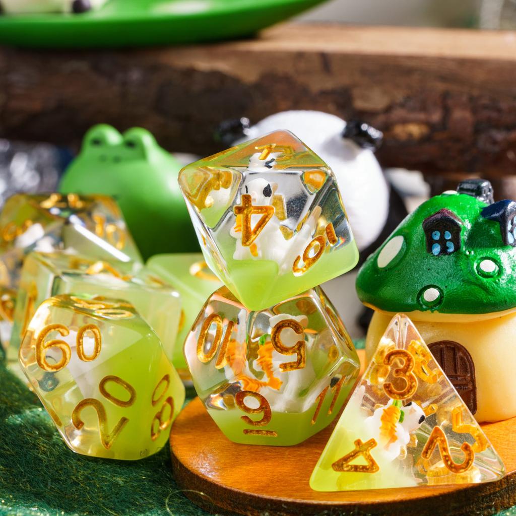 Cusdie Dadi Animali DnD Carini Resina 7 Pezzi Vari D4 D6 D8 D10 D% D12 D20 Set di Dadi Poliedrici per Giochi di Ruolo D&D Giochi da Tavolo