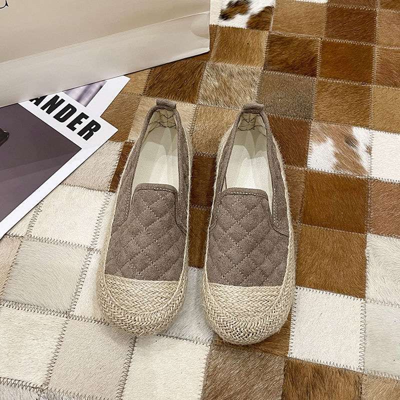 Fisherman shoes women's spring and autumn 2025 new soft flat bottom small fragrant woolen woolen casual weaving lazy one pedal loafers