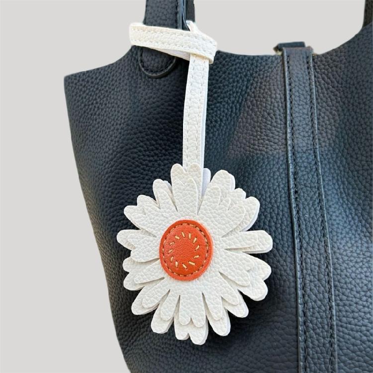Handcraft Leather Key Holder With Florals Designs Versatile Unisex Accessory for Keys Backpacks Purses