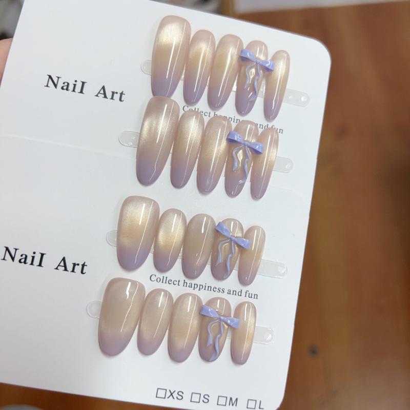 

Lilac Knot Gradient 3D Bow Cat Eye Glass Bead Nails